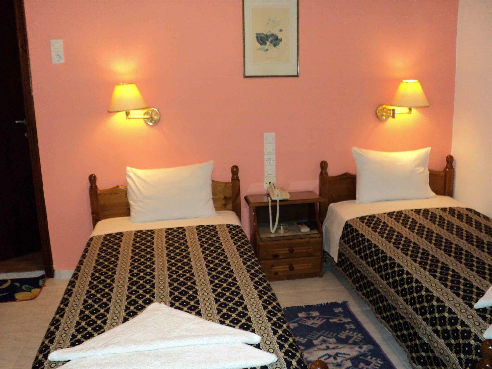 Hotel Palladion Картерадос Экстерьер фото